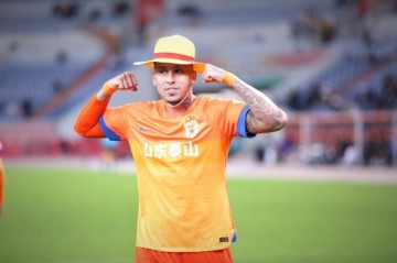 对话克雷桑：草帽庆祝源于动漫 泰山三叉戟会很强