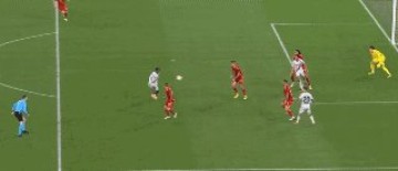 勒沃库森完胜罗马！但以欧冠标准，这表现不及格？